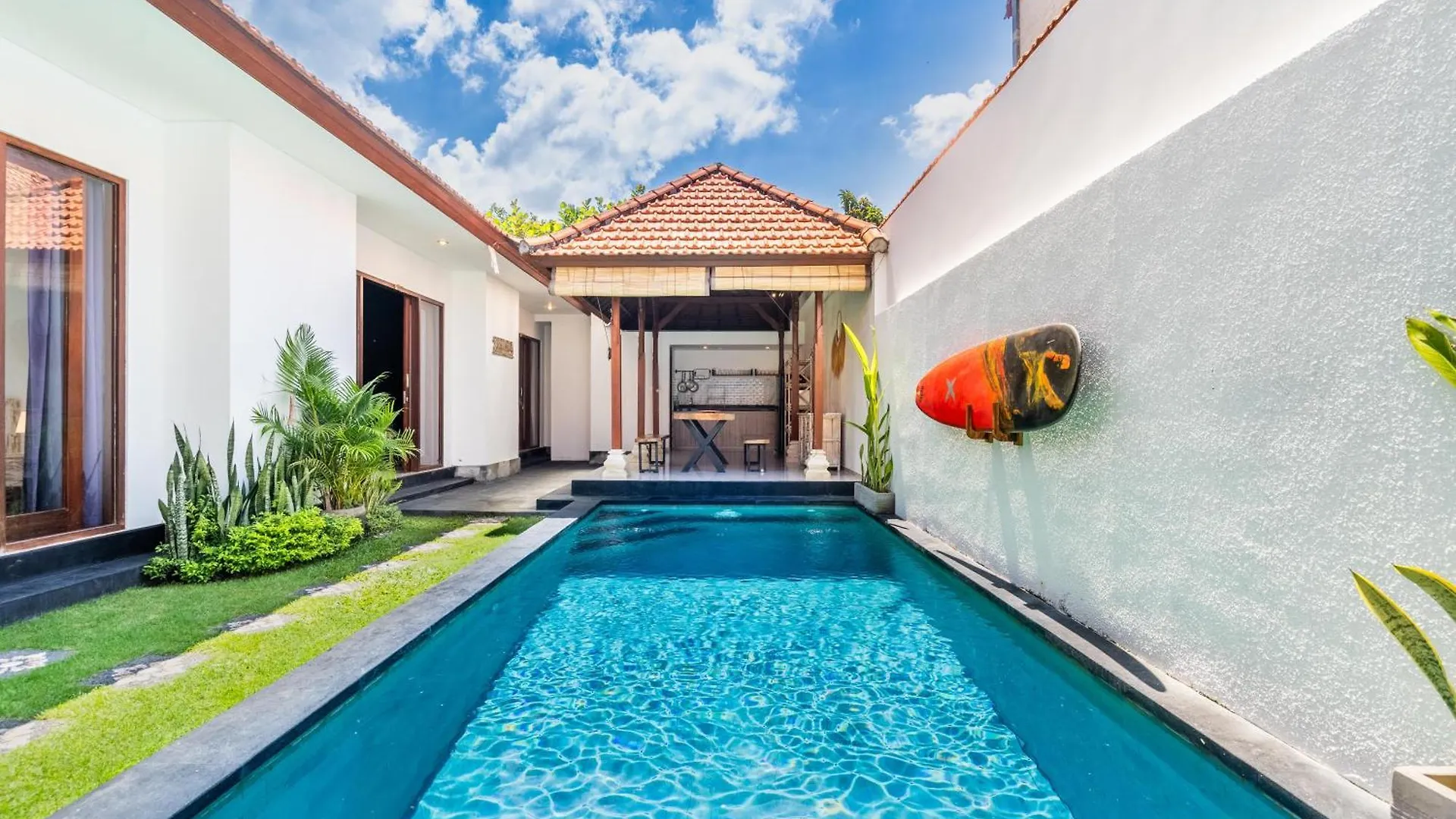 4-Bedroom Pool Villa Near Seminyak Center