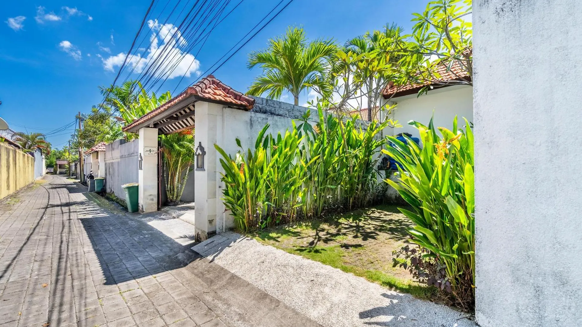 4-Bedroom Pool Villa Near Seminyak Center Seminyak (Bali)