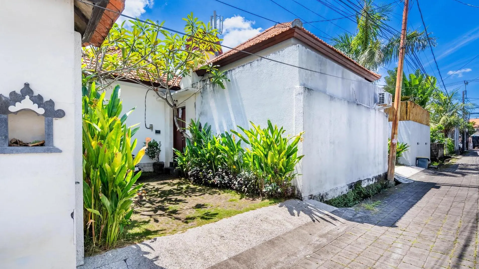 4-Bedroom Pool Villa Near Seminyak Center