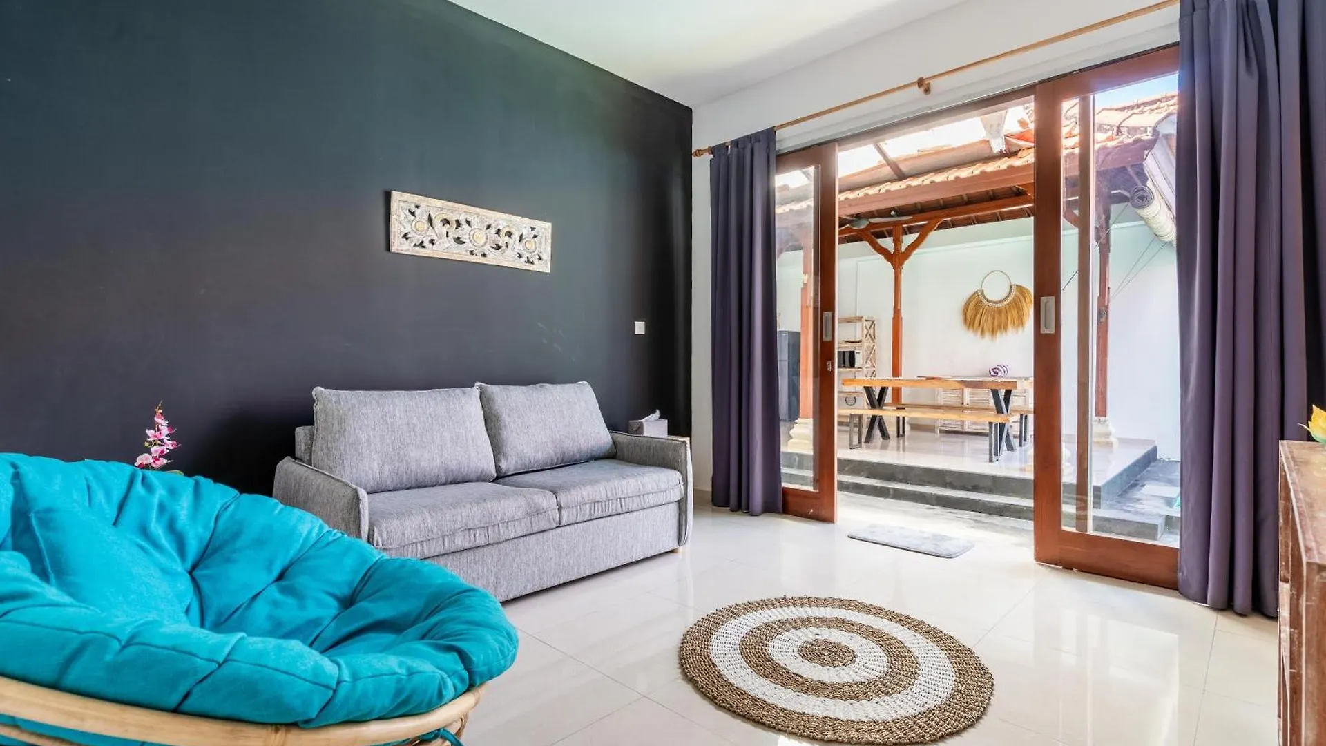 4-Bedroom Pool Villa Near Seminyak Center Indonesia