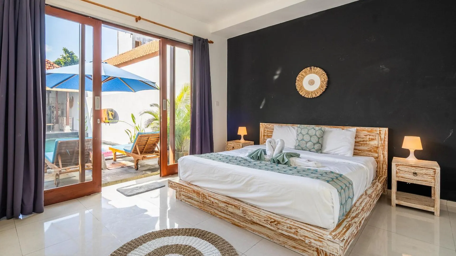 4-Bedroom Pool Villa Near Seminyak Center  Seminyak (Bali)